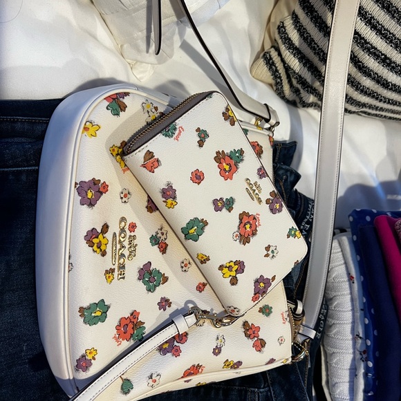 Coach Floral Purse with Wallet - Picture 3 of 3